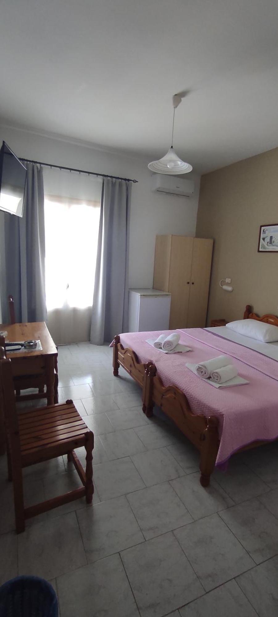 Fountas Studios Parga Luaran gambar